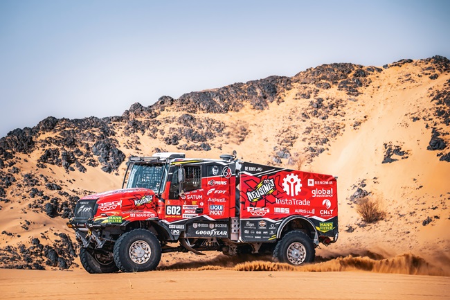 602_jgalvan_07_rf900868_3183746_218154